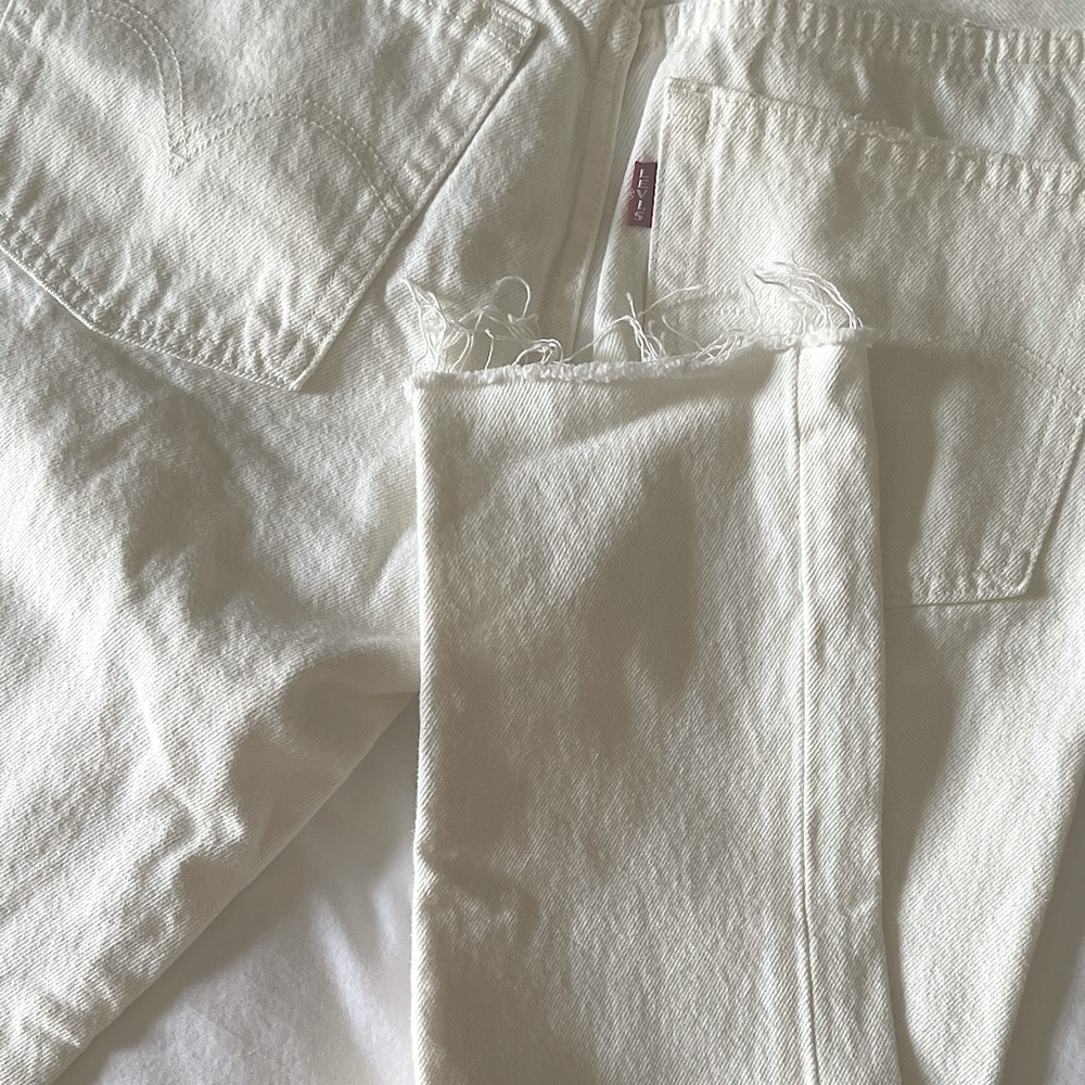 NWT, Levi’s 501 skinny straight leg white jeans